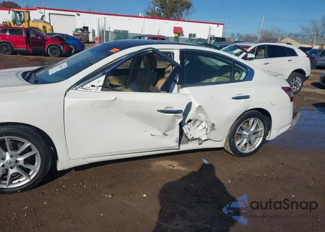 2011 Nissan Maxima 3.5 Sv z USA, uszkodzony, nr VIN 1N4AA5AP4BC801158